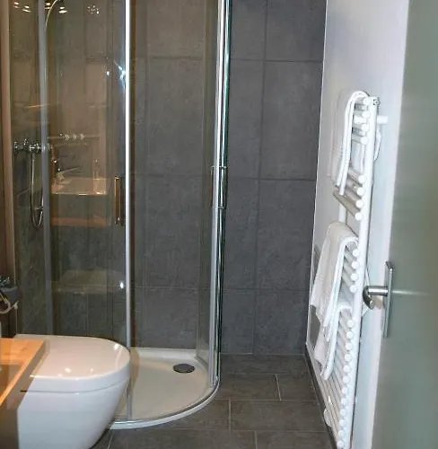 فيرنفونونغ أوف دكتور ليوي * جريندلوالد